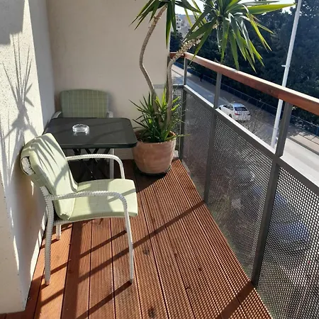 3 Apartment *