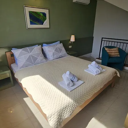 Apartmán 3 *